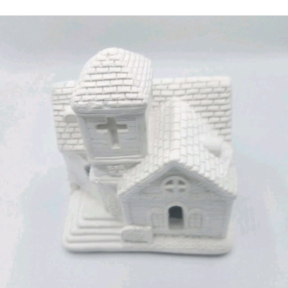 Village Church Ready To Paint Ceramic Plaster Christmas Village NEW Artminds - Picture 2 of 6
